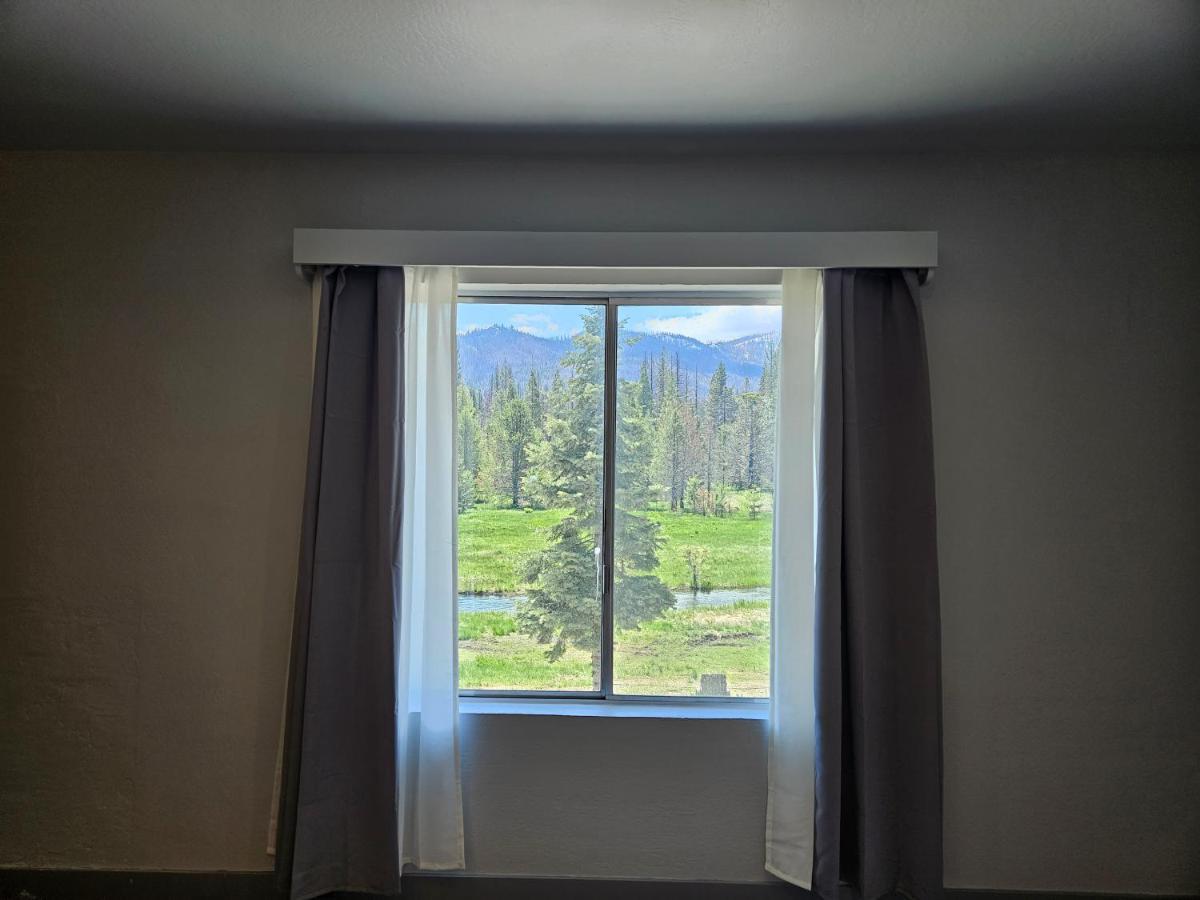 The Black Forest Lodge 雷德布拉夫 外观 照片