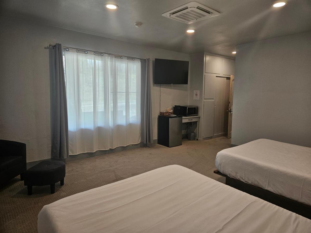 The Black Forest Lodge 雷德布拉夫 外观 照片